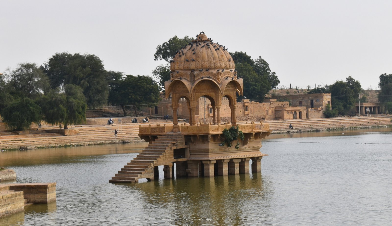 Gadisar Lake